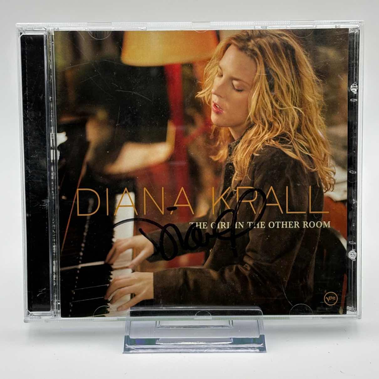 Diana-Krall--The-Girl-in-the-Other-Room-AUTOGHRAPHED-Used-CD