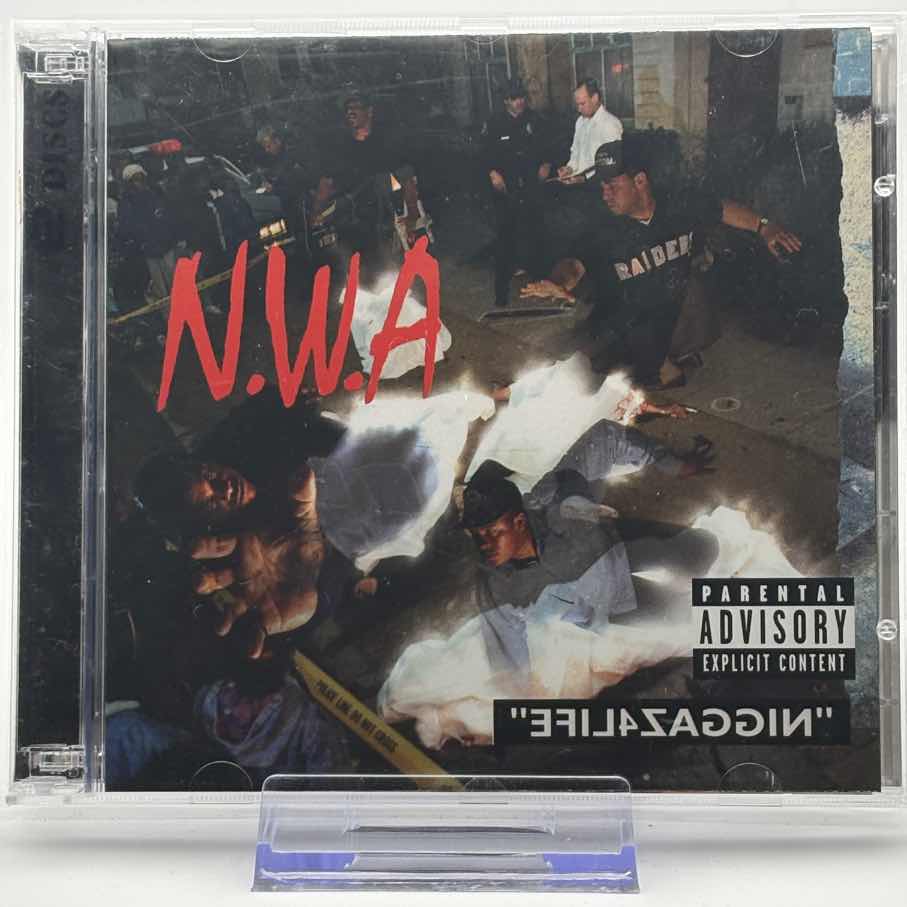 N.W.A. - Efil4zaggin (CD+DVD) (Used CD)
