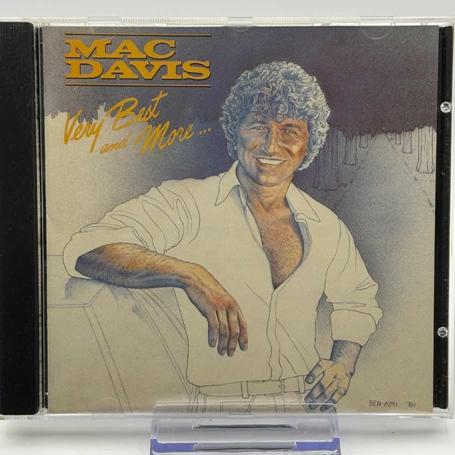 Mac-Davis--Very-Best-and-MoreÉ-Used-CD