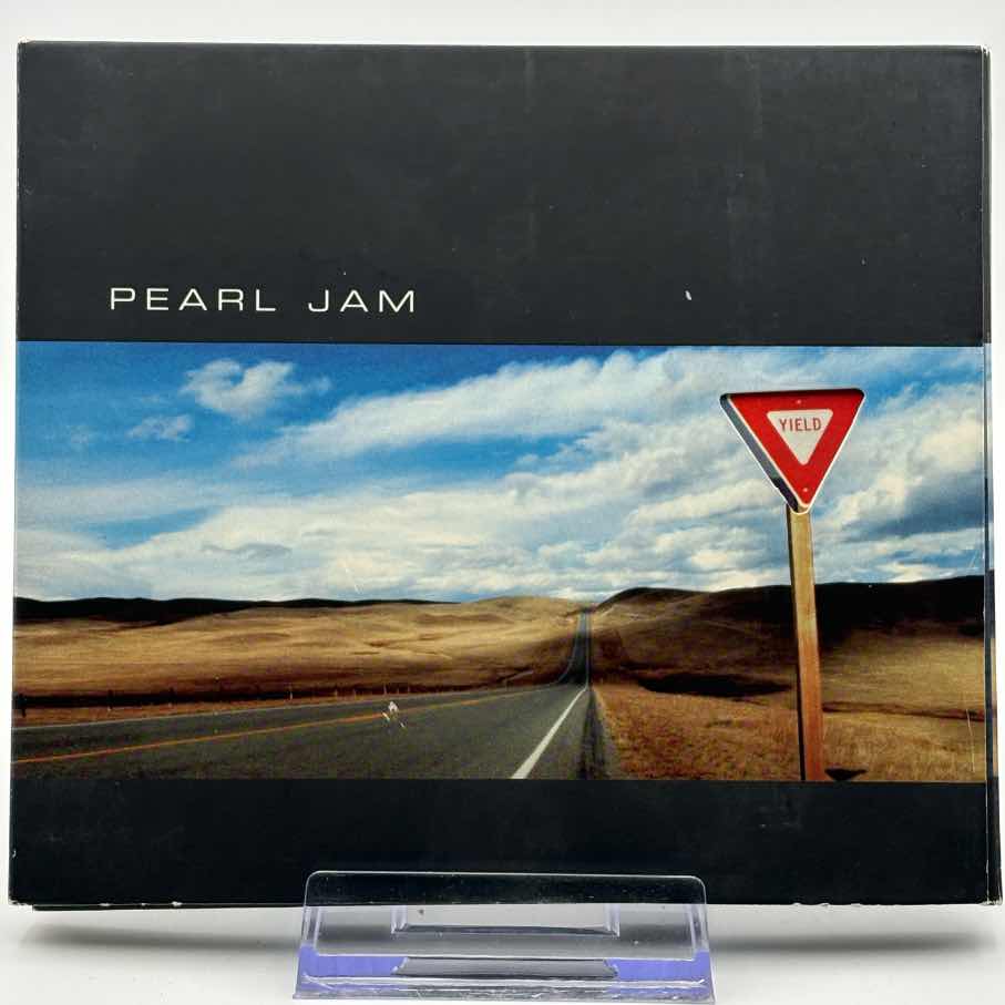 Pearl-Jam--Yield-Used-CD